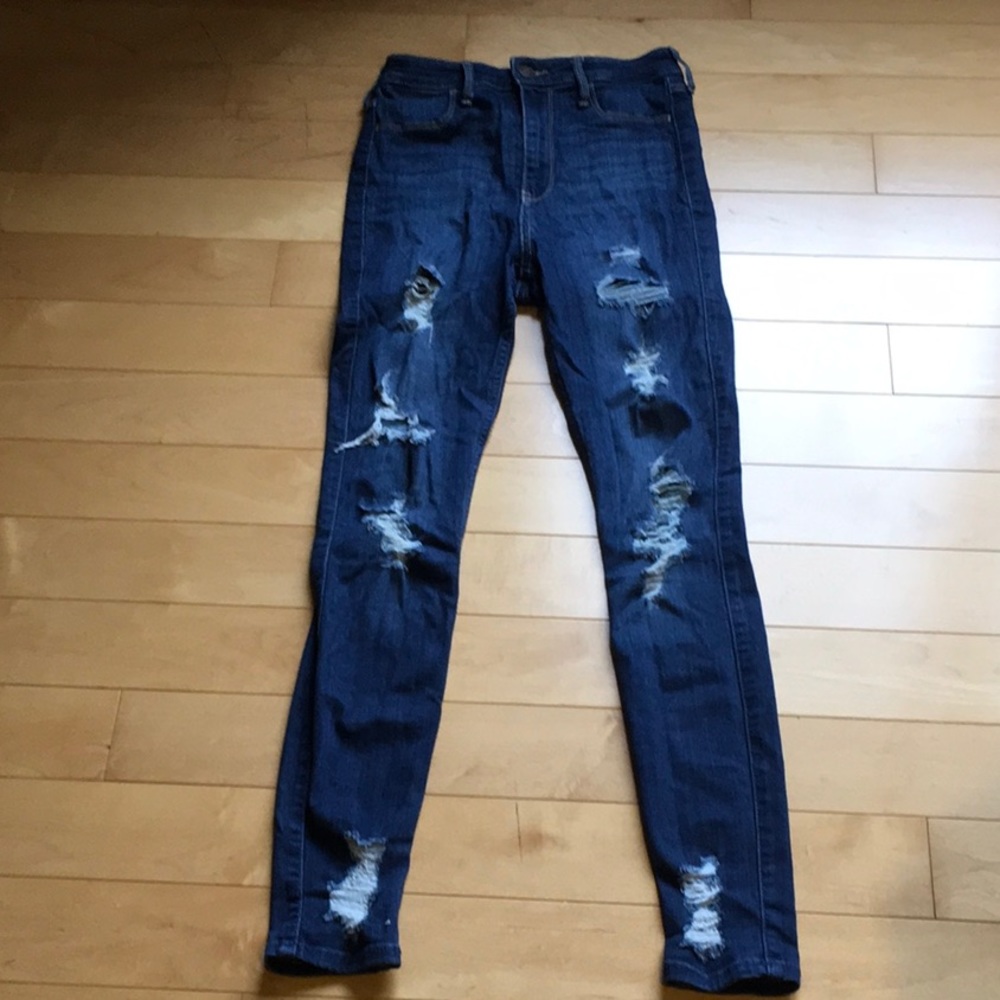 Hollister Ultra high rise jean legging distressed